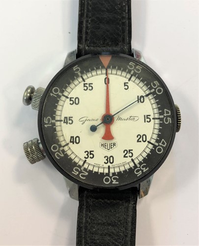 Lot 320 - Heuer - A 'gamemaster' stainless steel wrist timer
