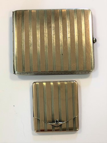 Lot 396 - Louis Kuppenheim - An early 20th Century pocket cigarette case and match case en suite