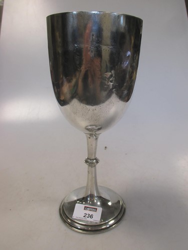 Lot 236 - A large silver goblet/trophy, 8.6ozt