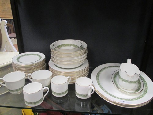 Lot 59 - A Royal Doulton Rondelay dinner and tea service