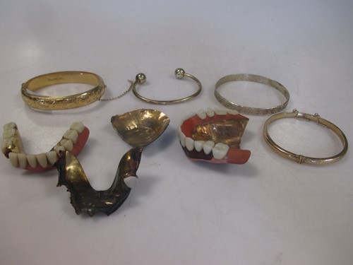 Lot 168 - A 9ct gold bangle 7.8g, together with a...