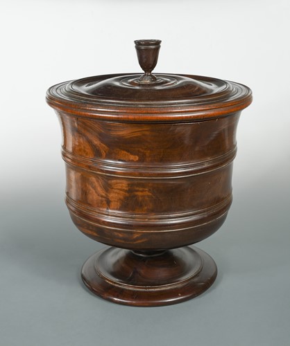 Lot 29 - A Lignum Vitae Wassail Bowl and Cover, circa 1680