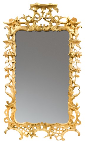 Lot 91 - A George III chinoiserie giltwood wall mirror