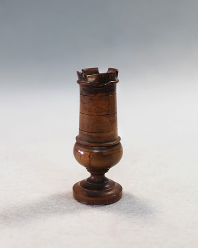 Lot 79 - A turned bone and boxwood 'Lyon' variant chess set, 19th century