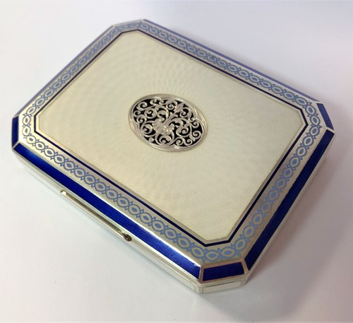 Lot 364 - A late 19th Century Austro-Hungarian silver and enamel box