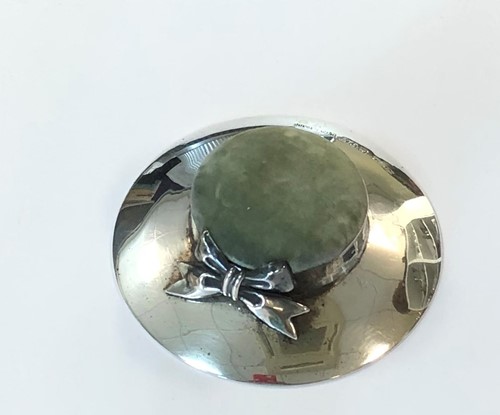Lot 354 - An Edward VII novelty hatpin cushion in the form of a lady's bonnet