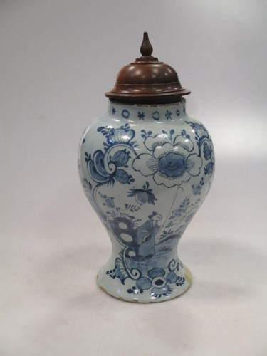 Lot 14 - An 18th century Delft blue and white vase 30cm...