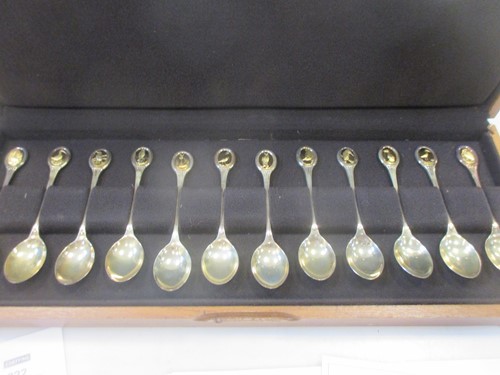 Lot 208 - A cased set of twelve silver RSPB teaspoons
