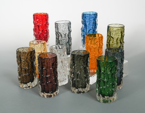 Lot 19 - Geoffrey Baxter for Whitefriars, a collection of textured cylindrical bark vases