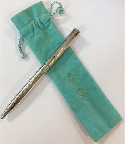 Lot 365 - Tiffany - A rollerball pen marked '925'