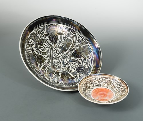 Lot 78 - Julia Carter Preston (British, 1926-2012), a lustre bowl.