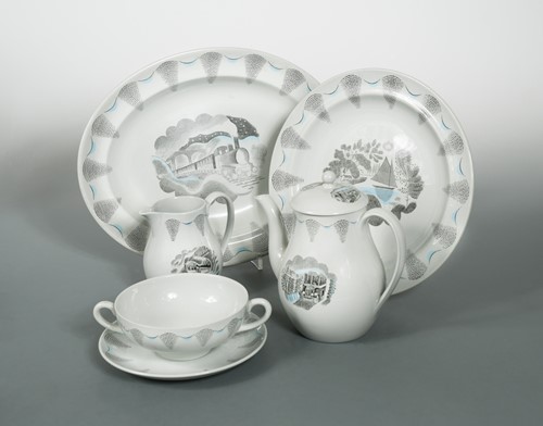 Lot 39 - Eric Ravilious for Wedgwood, a collection of Travel pattern wares