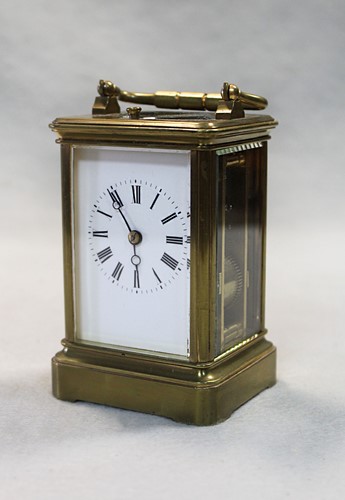 Lot 840 - A small French repeating carriage clock, late 19th century
