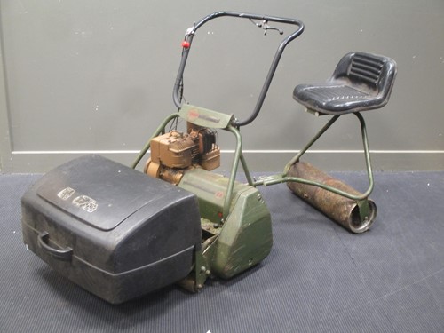 Lot 384 - A Webb sit on lawnmower