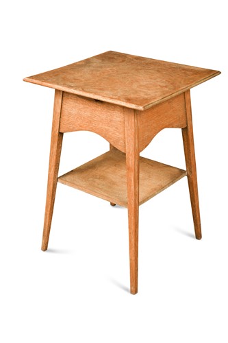 Lot 176 - An Arts & Crafts oak occasional table