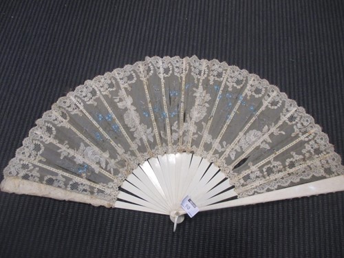 Lot 90 - Three 19th century Chinese ivory fans