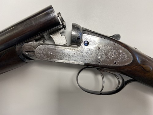 Lot 151 - James Purdey & Sons, a pair of assisted opening 12 bore sidelock ejector guns