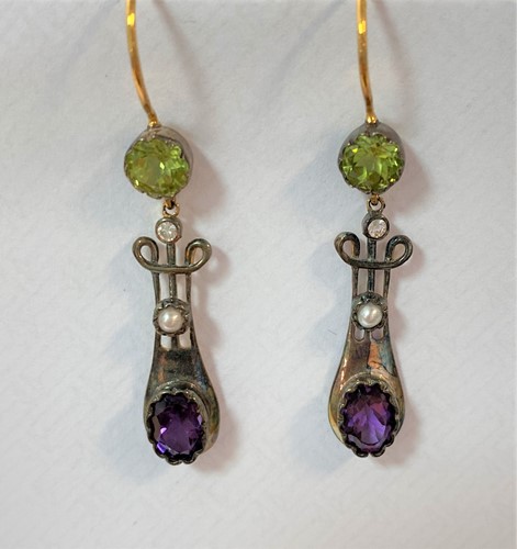 Lot 162 - A pair of Suffragette colour earpendants