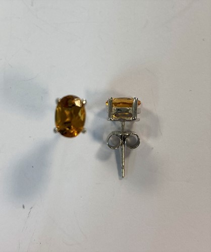 Lot 4 - A small collection of citrine set jewels