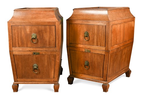 Lot 940 - A pair of Regency mahogany dining room pedestals
