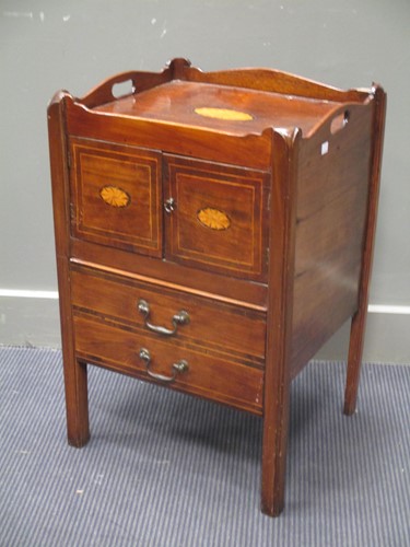 Lot 529 - A George IV mahogany bedside commode, 73 x 48...