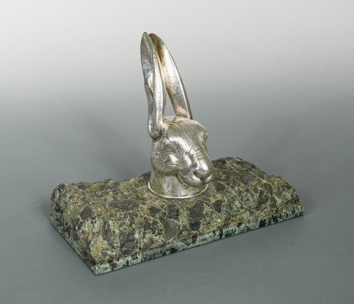 Lot 615 - A 20th Century silver novelty stirrup cup by Asprey