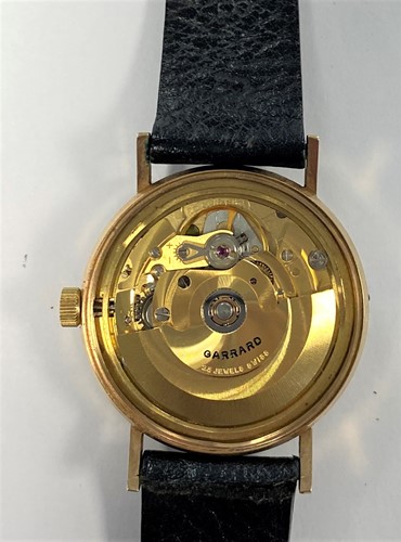 Lot 306 - Garrard - A gentleman's 9ct gold wristwatch
