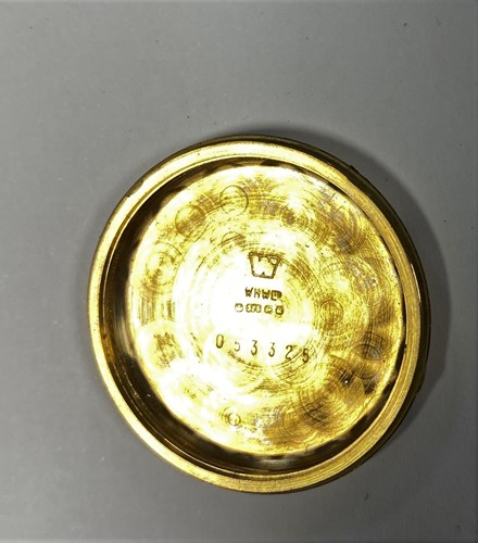 Lot 306 - Garrard - A gentleman's 9ct gold wristwatch