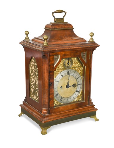 Lot 849 - An Edwardian quarter chiming mantel clock