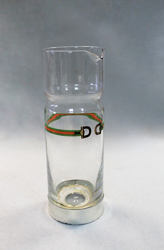 Lot 8 - A collection of Gucci glassware