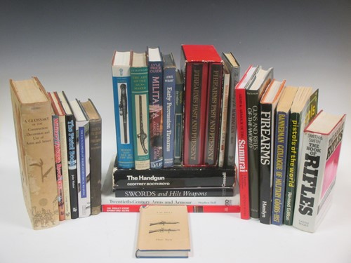 Lot 766 - Guns and weaponry.