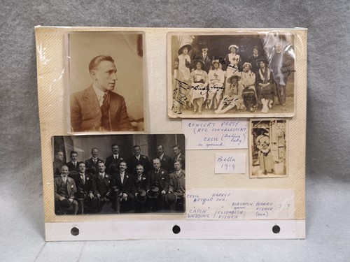 Lot 469 - A small leather-bound WWI autograph album