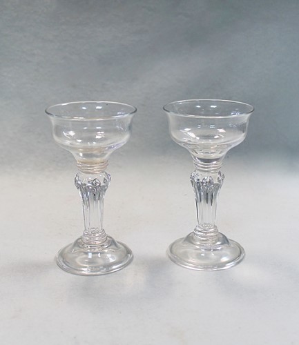 Lot 29 - A pair of George III sweetheart glasses