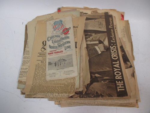 Lot 241 - A collection of 20th century British and American newspapers and magazines
