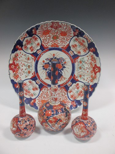 Lot 21 - A large Japanese imari charger, 47cm diameter;...