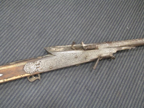 Lot 152 - A 19th Indian matchlock musket 162cm long