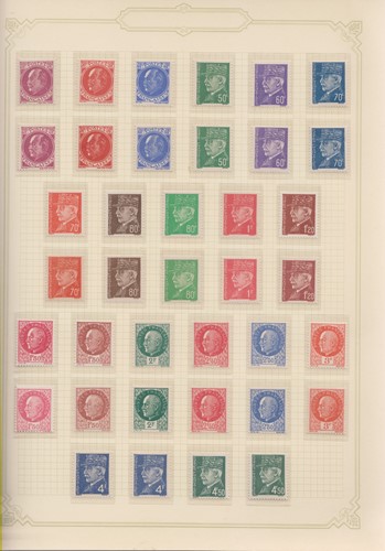 Lot 30 - France: An Unmounted Mint (UMM) Specialist Collection, from 1917 to 1970
