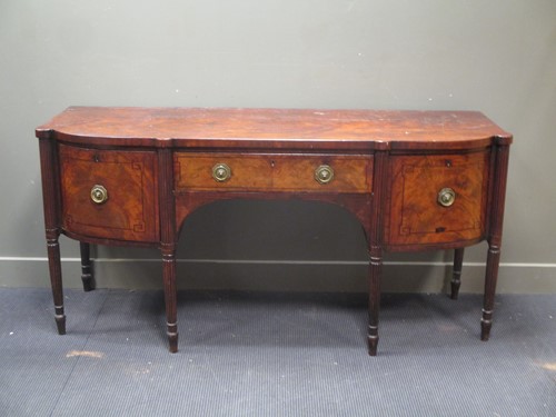 Lot 625 - A Regency mahogany sideboard 89 x 185 x 68cm