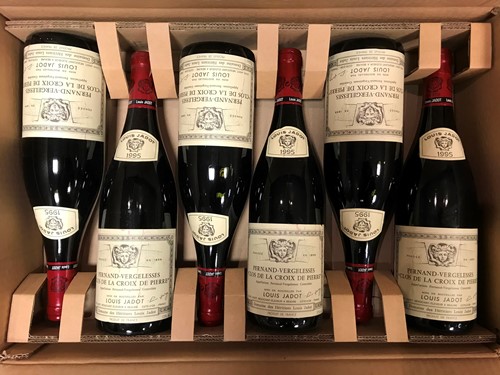 Lot 824 - Pernand Vergelesses Clos de la Croix de Pierre,...