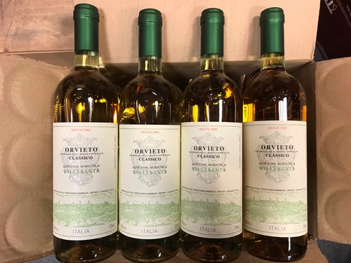 Lot 800 - Orvieto Classico Secco Barberani 2002, 12 bottles