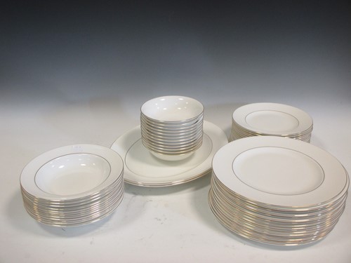 Lot 48A - Wedgwood 'Signet gold' pattern and similar...