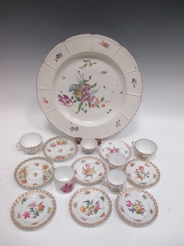 Lot 11 - An 18th century porcelain dish, decorated in...