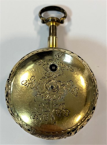 Lot 230 - Daniel Quare, London - A rare early 18th century repeating pair cased pocket watch with regulator aperture, No 255