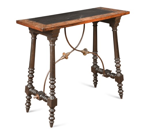 Lot 891 - A Spanish side table, 19th century