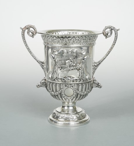 Lot 389 - An Edward VII silver two handled trophy