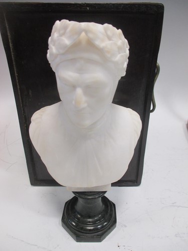 Lot 78 - A bust of Dante, on a socle base, 22cm high