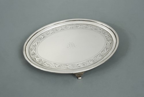 Lot 420 - Edinburgh - A George III 18th century silver teapot stand