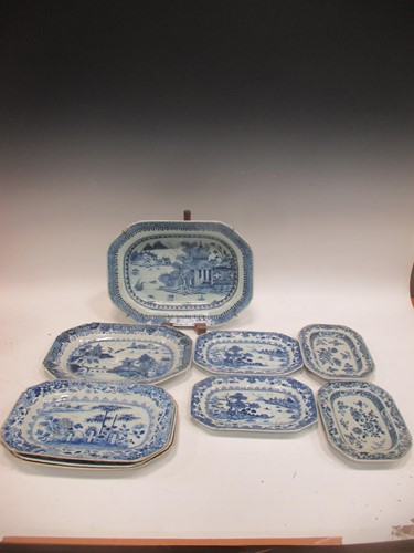 Lot 124 - A group of Chinese 18th century blue and white
