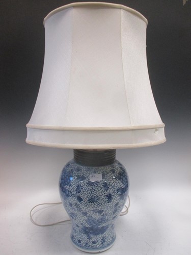 Lot 163 - A Chinese blue & white inverted baluster jar,...