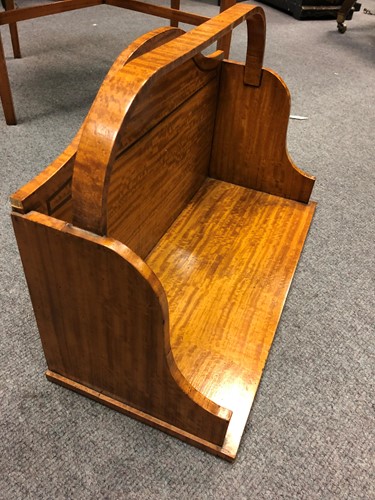 Lot 960 - A Regency style satinwood cheveret